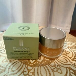 Clinique Moisture Surge 100H Hydrator ( skincare moisturizer)